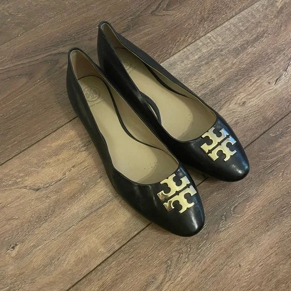 Tory Burch Black Leather Flats with Gold Emblem - Picture 2 of 6